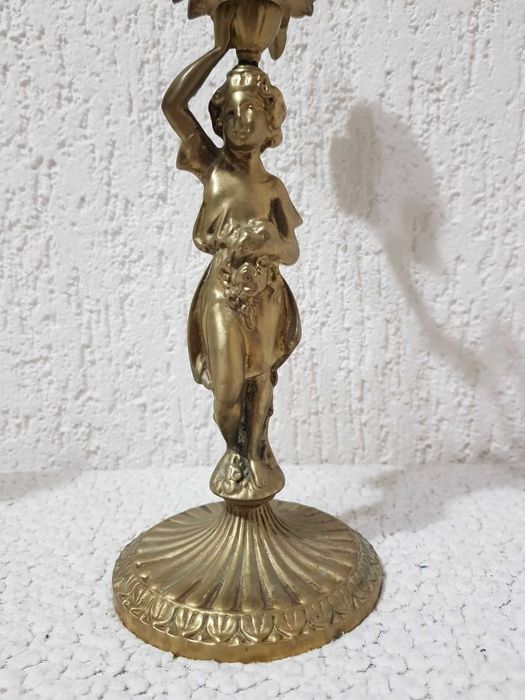 Комплект от два масивни бронзови свещника - свещник