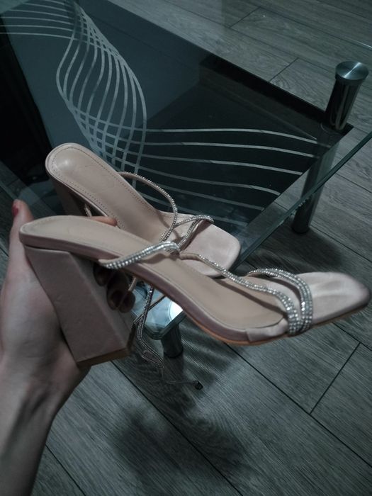 Pantofi toc gros