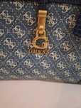 Дамска чанта Guess