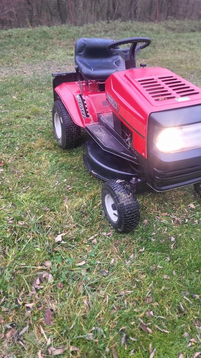 Tractoras gazon11,5 cp