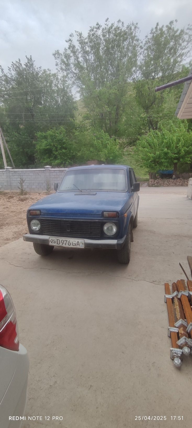 Niva 2121 yangi vipska 2002 yili