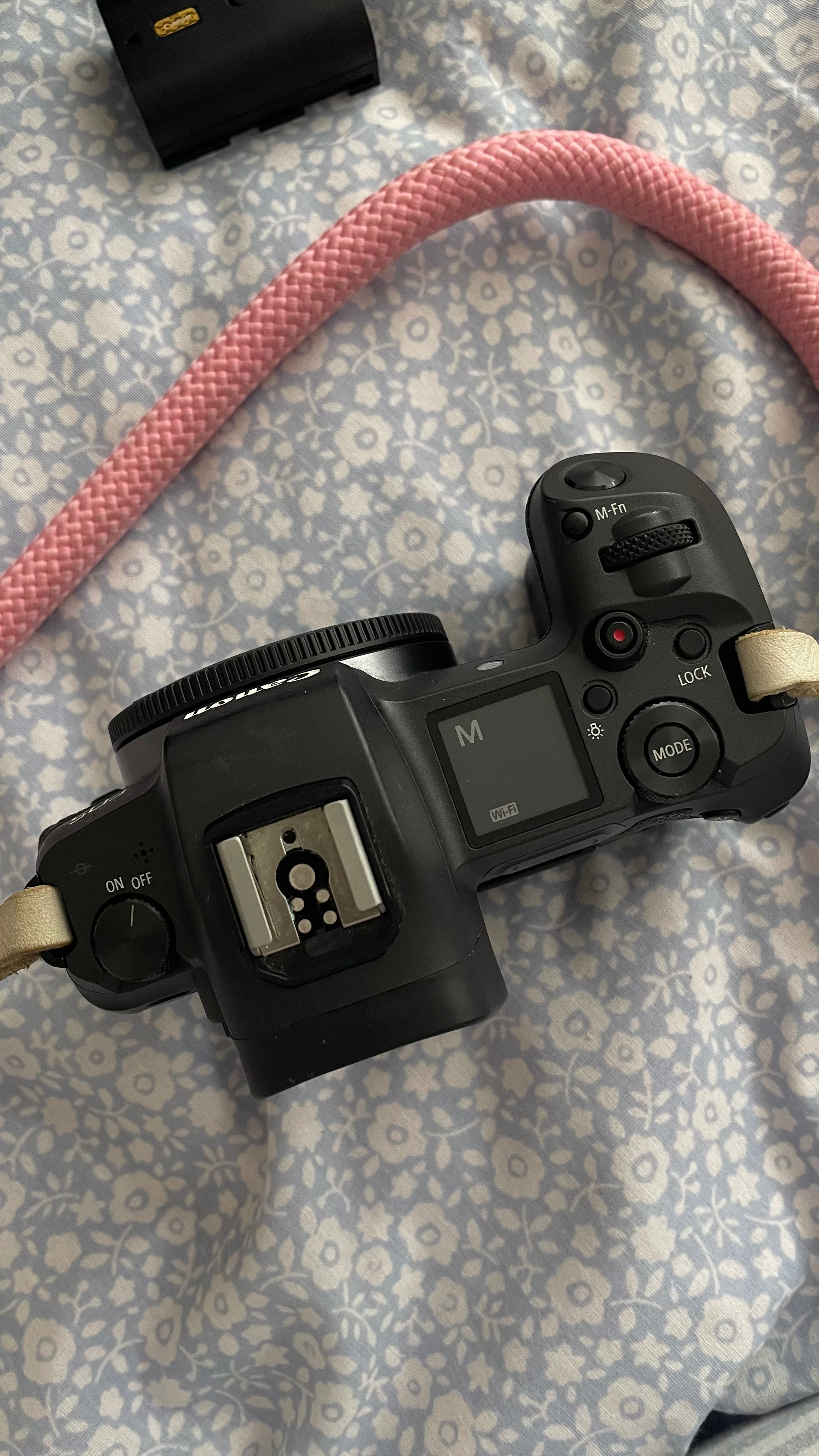 Canon R отлично състояние