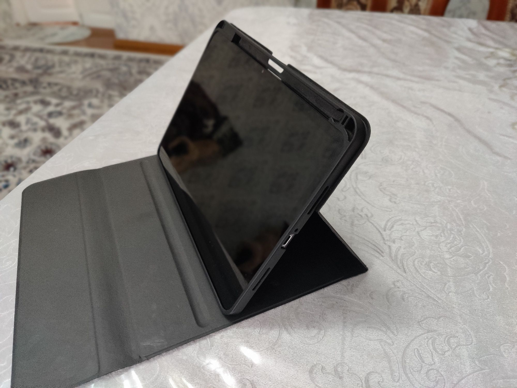 MiPad 6 256 yaxshi holatda