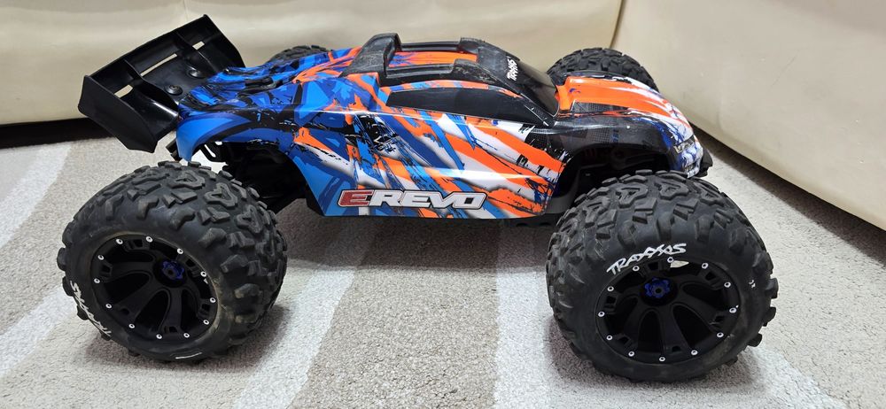 Automodel RC Traxxas E-Revo 2.0 6s