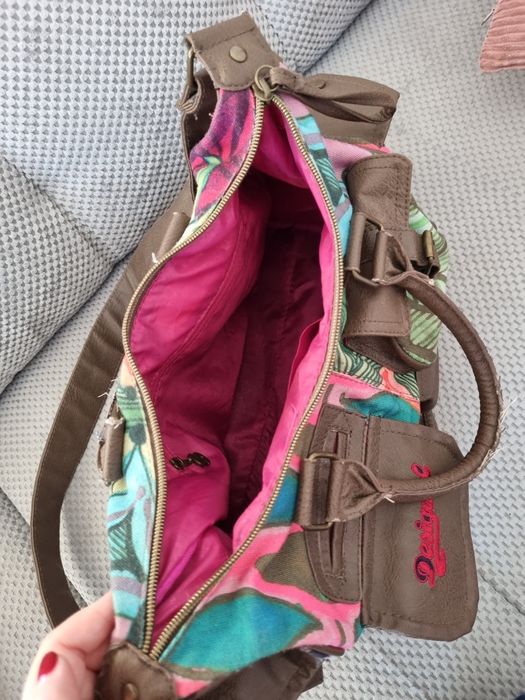 Чантa Desigual и малка чанта