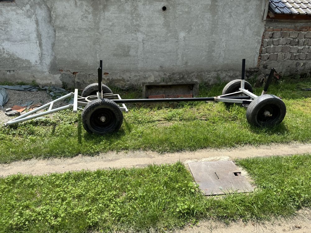Vand carut dupa tractor