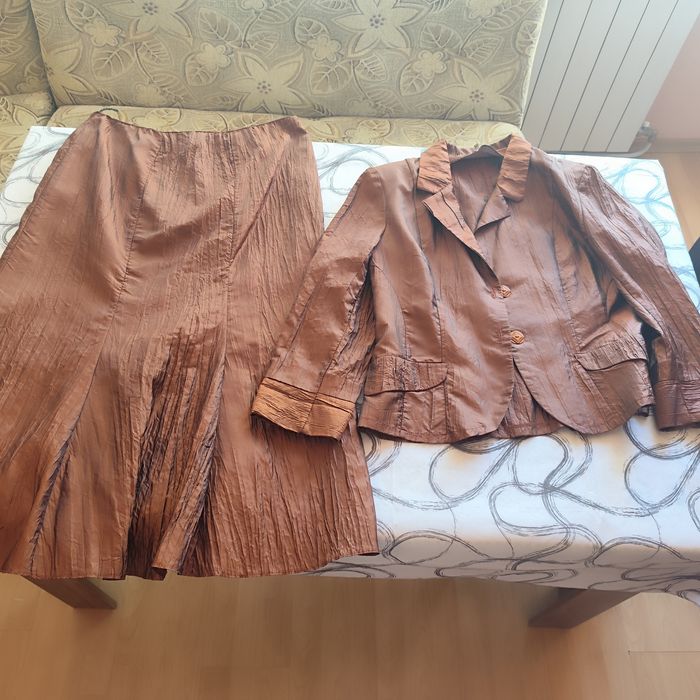 Дамски костюми 46 размер