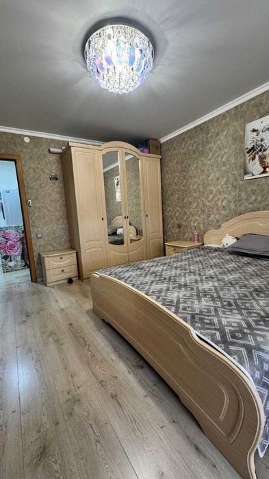 3 комнатная квартира. район Военный институт. ТОРГ