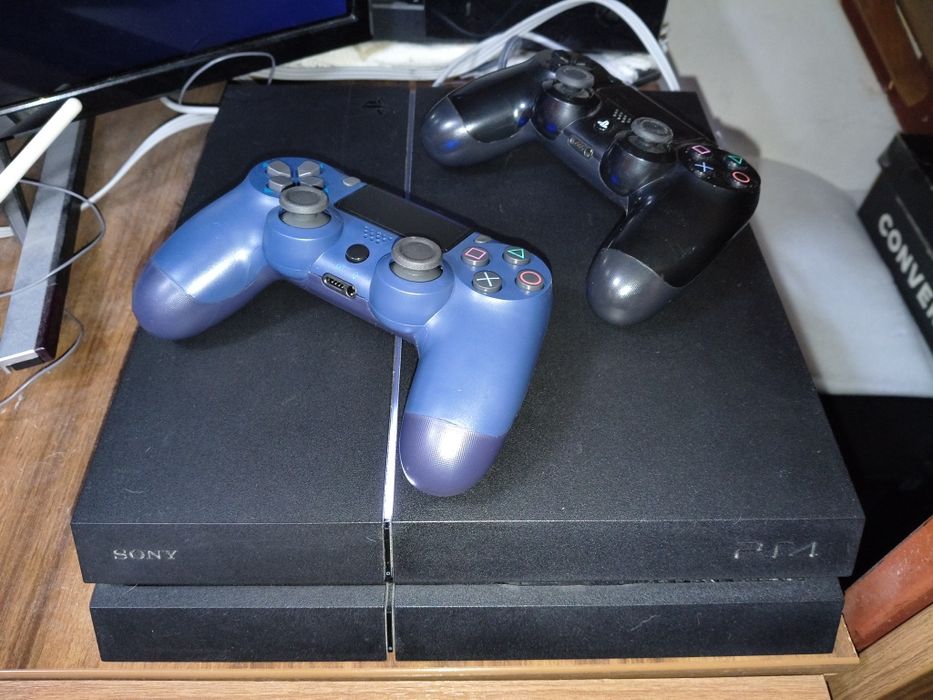 Consola Playstation 4 PS4 1 TB modat Jlapse Aio 20 jocuri 2 manete GTA