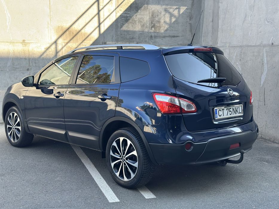 Nissan Quashqai+2 2.0 diesel automat 150cp/7 lucuri/ Panoramic