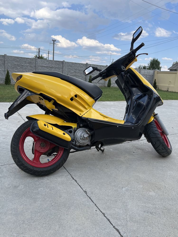 Aprilia sr 50 răcire pe apa