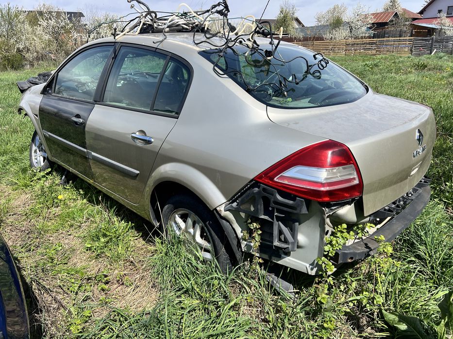 Vand piese Renault Megane 2-2004/2008 diesel/benzina