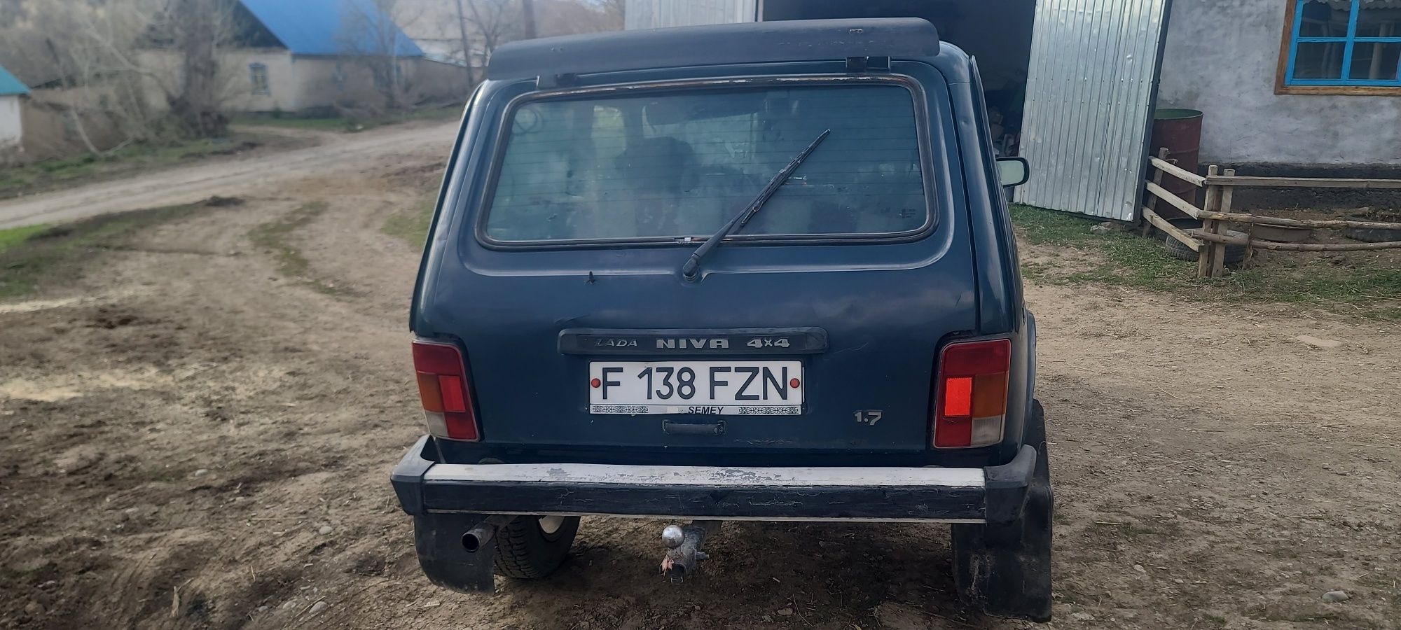 Продам ниву 2002 года!