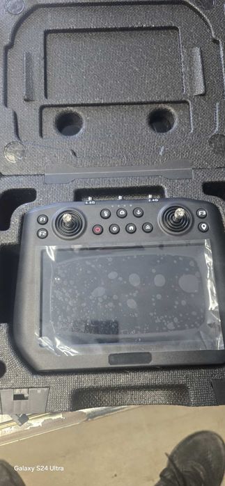Лодка за захранка със сонар Toslon520.GPS -10000Т,камера с лебедка
