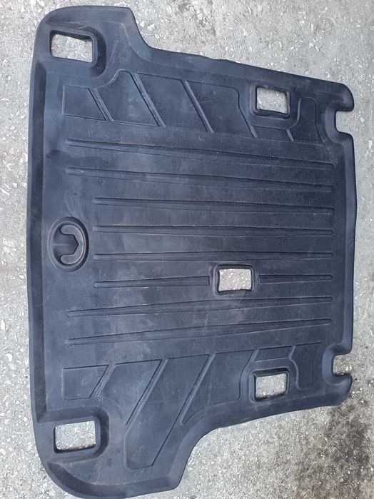 Грейт Уоол Холвър Х5 стелка за багажник