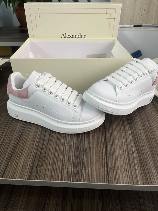Alexander McQueen Pink