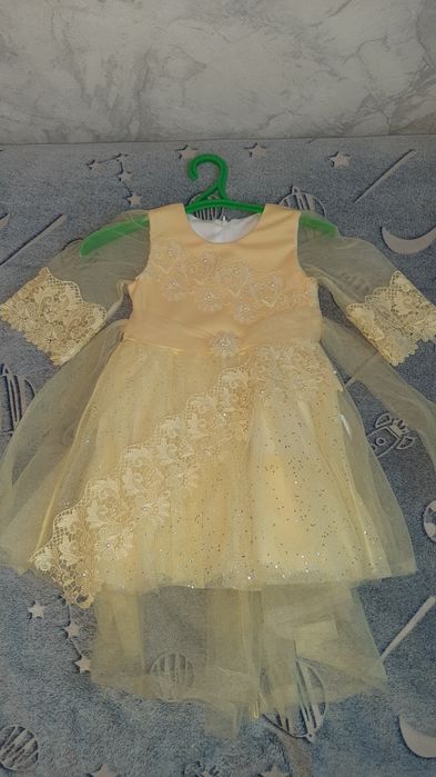 Детское нарядное платье