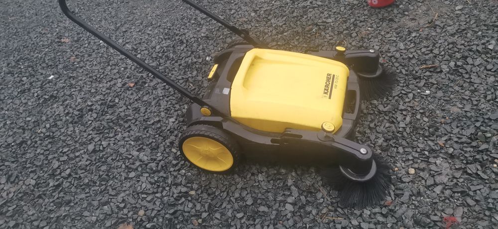 Karcher KM 70/20 C matura pt curte, hala, garaj