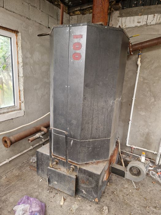 Продам печь на твердом топливе Вулкан 1000 с автоматикой