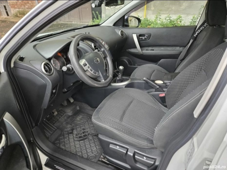 Vând Nissan Qasqai