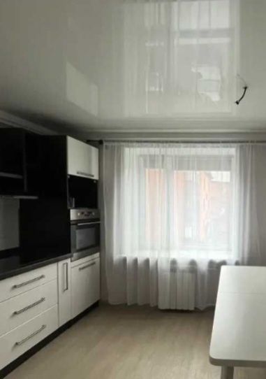 Продаётся 4-комнатная квартира 

Адрес: 13-й микрорайон