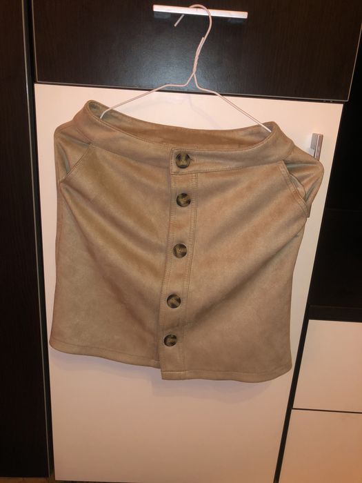 Bluza si fusta de vanzare