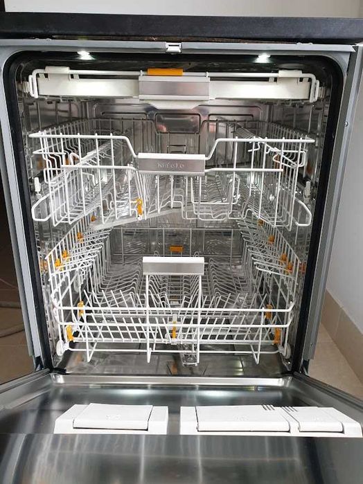 Knock2open - K2O - LED - XXL - Auto Open - Съдомиялна Miele - 60см