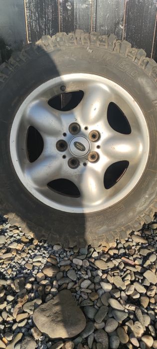 Set jante cu anvelope Land Rover