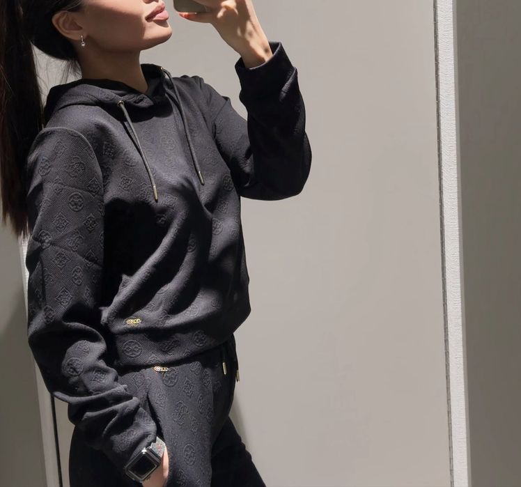 Костюм Guess (в оригинале)