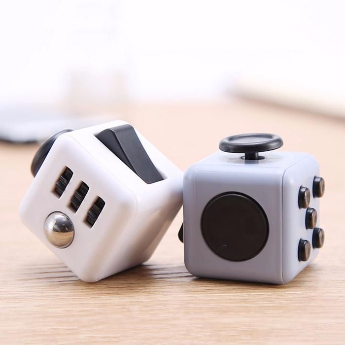 Анти стрес кубче Fidget cube фиджет кубче