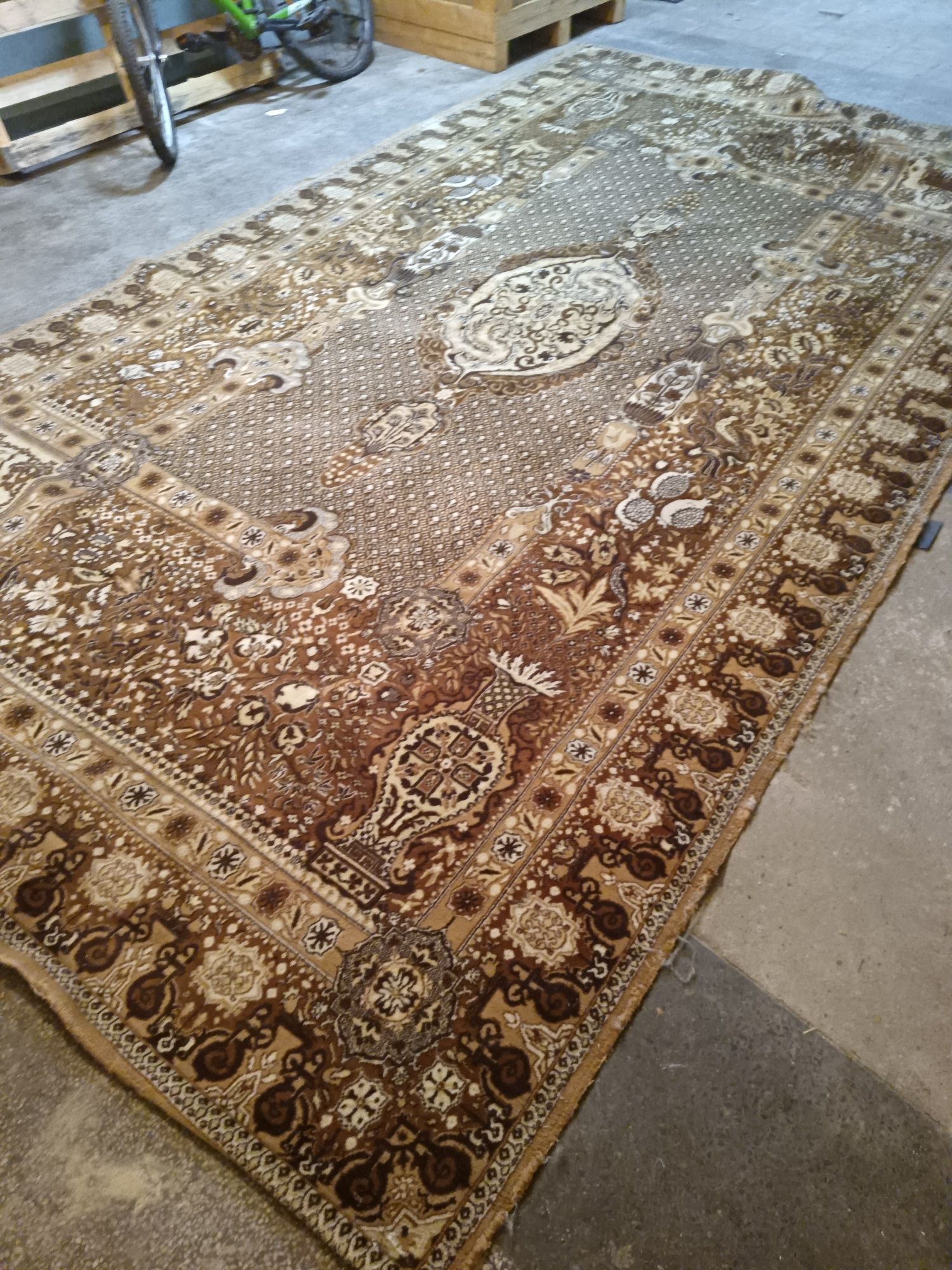 Килим с персийски шарки