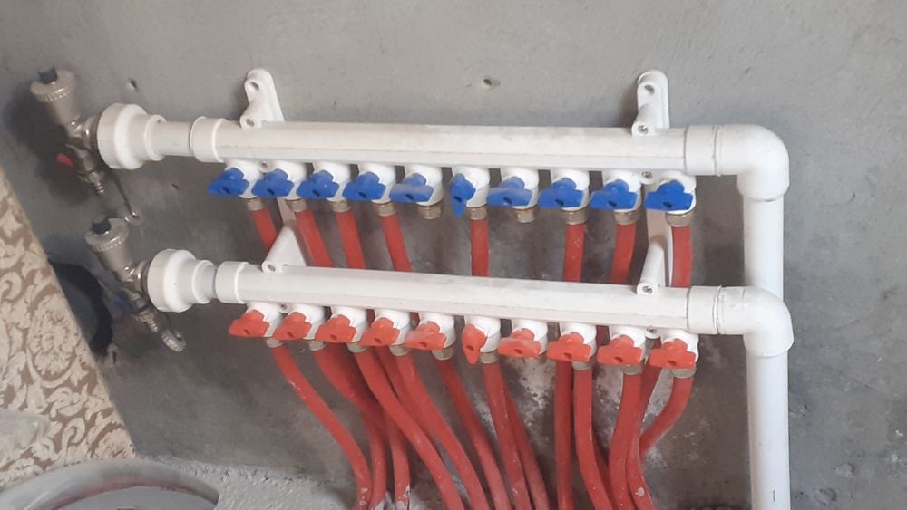 Сантехник вес спектр услуг.Монтаж холодный и горячий вода.Отопление,