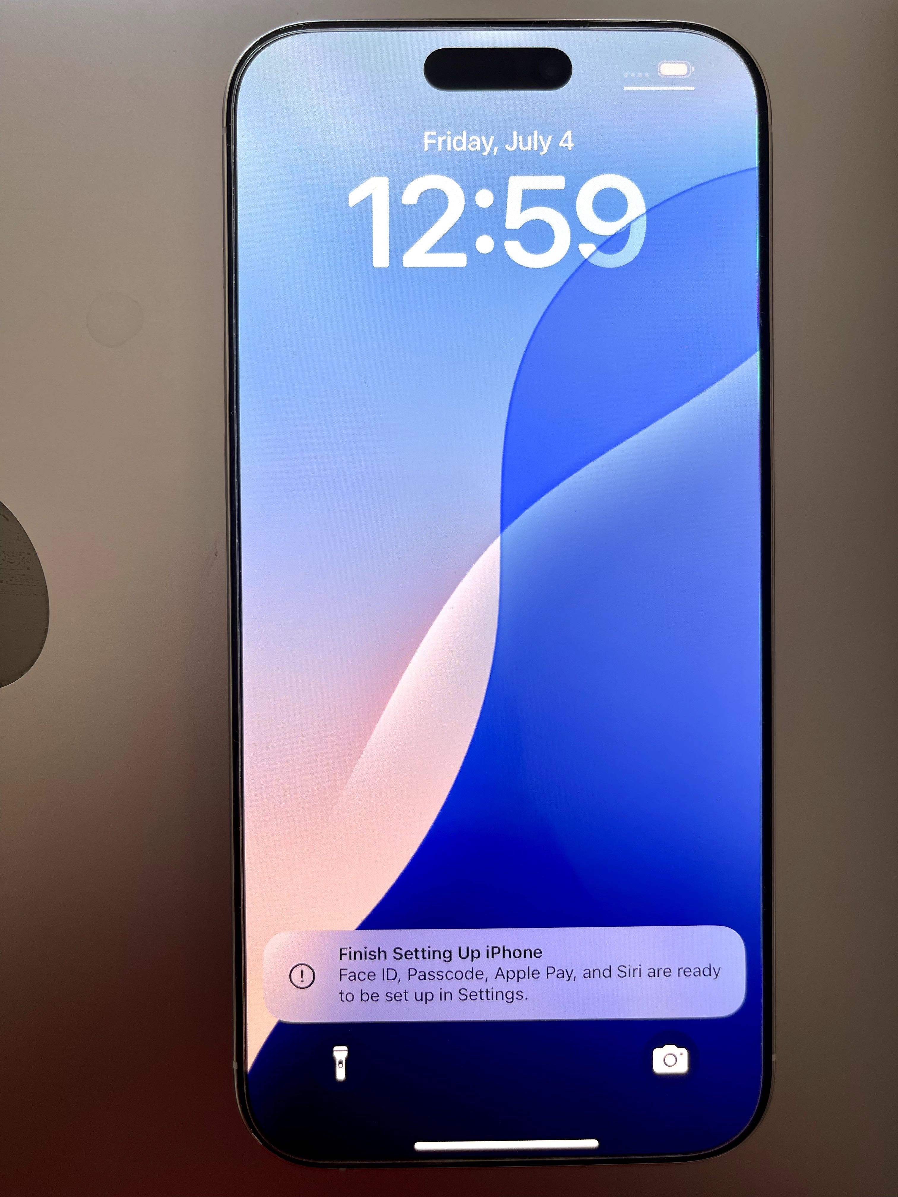 iPhone 16 Pro Max 256GB - Отключен, Като Нов + Аксесоари + Гаранция