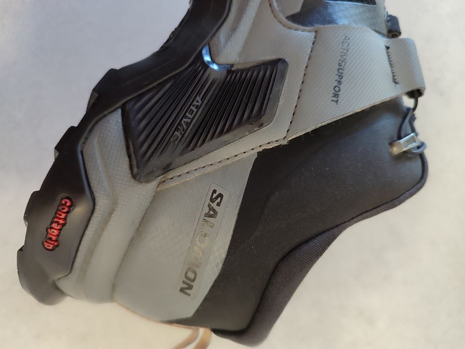 Vând URGENT și NEGOCIABIL pantofi sport ORIGINALI Salomon, dama, 39