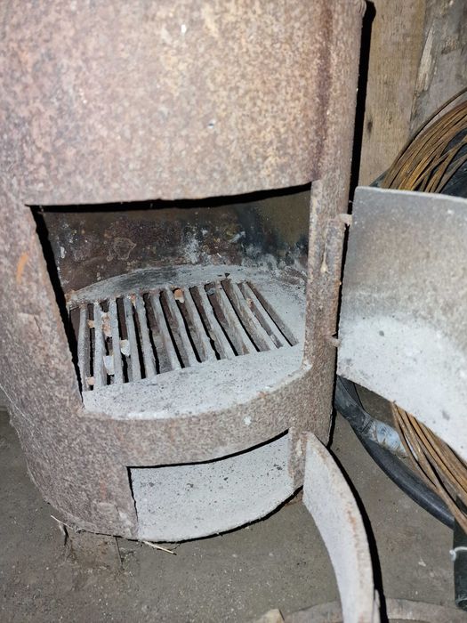 Продам печь буржуйку