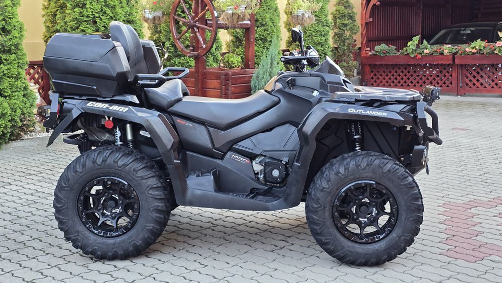 Can am outlander max 1000r 2017
