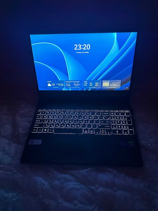 Sotiladi: HP Victus Core i7