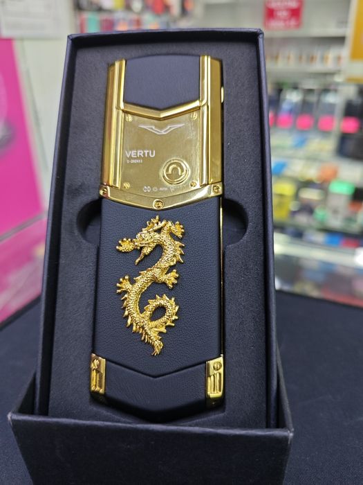 Кнопочный телефон