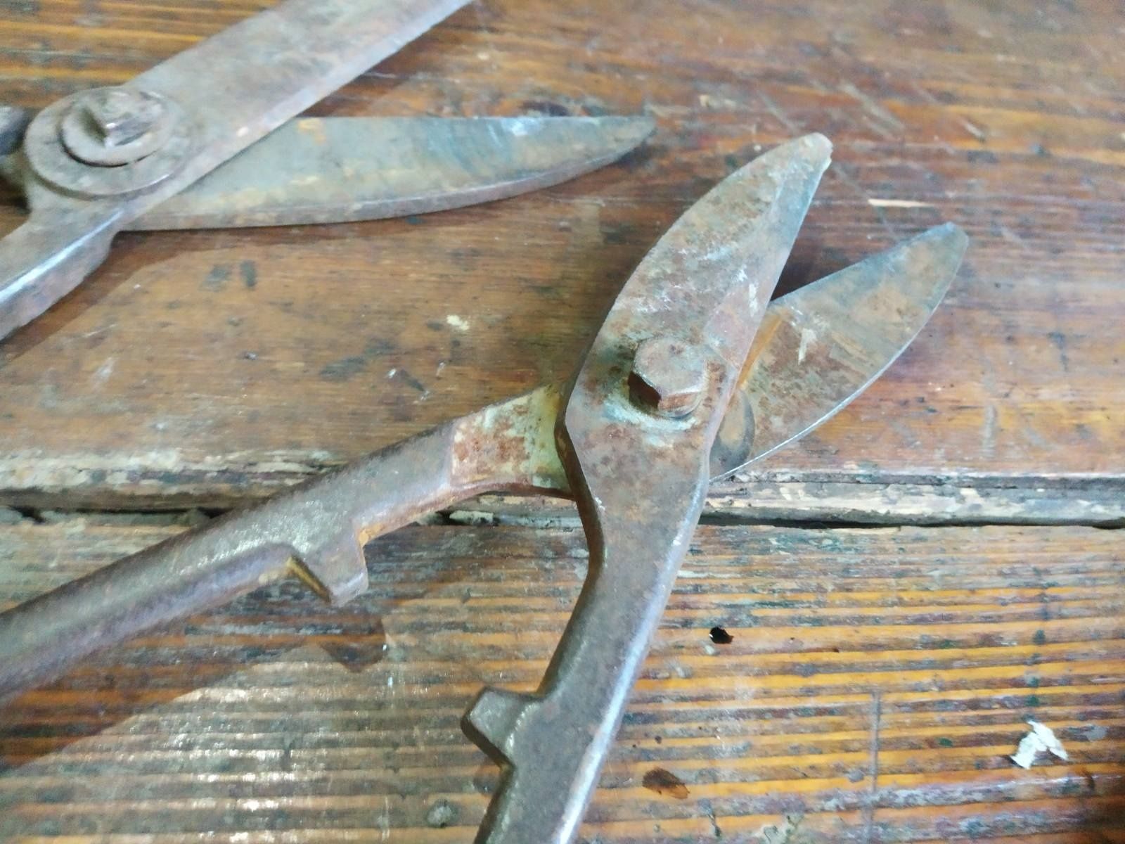 Стари ножици за ламарина и арматури