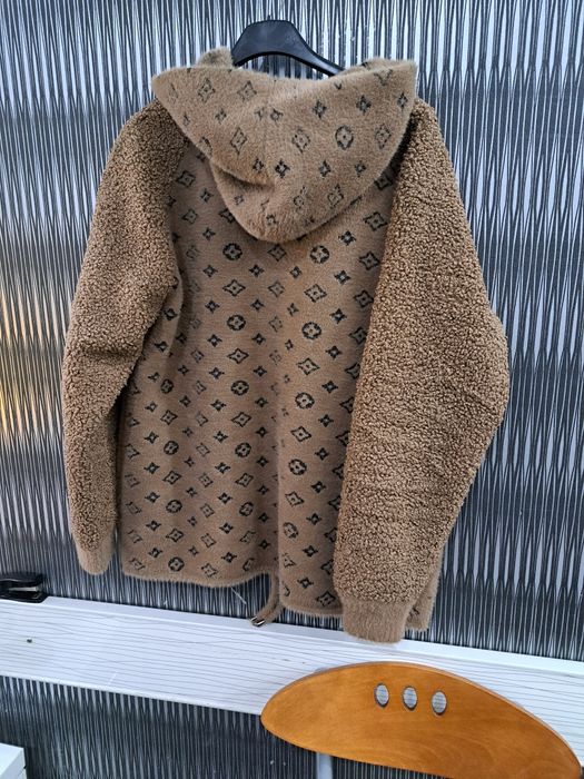 Нова кашмирена жилетка