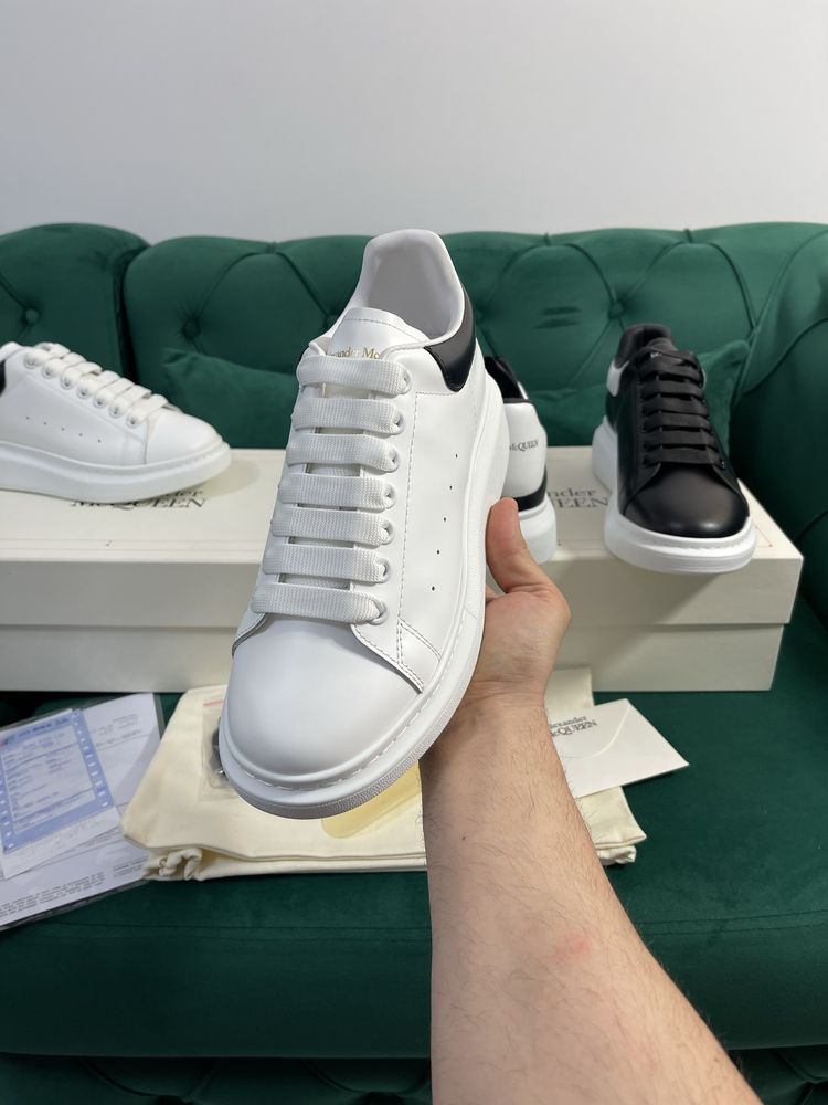 Adidasi Alexander McQueen piele naturala 100% Full Box colectie noua