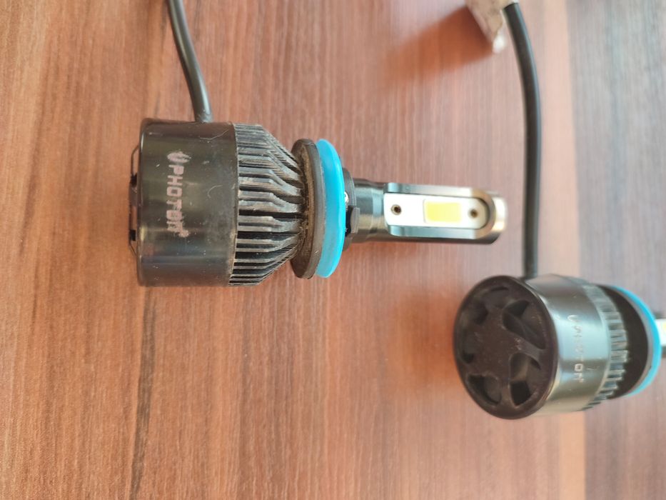 Продавам LED крушки Photon Duo за фарове за мъгла 12 V, 2 бр.