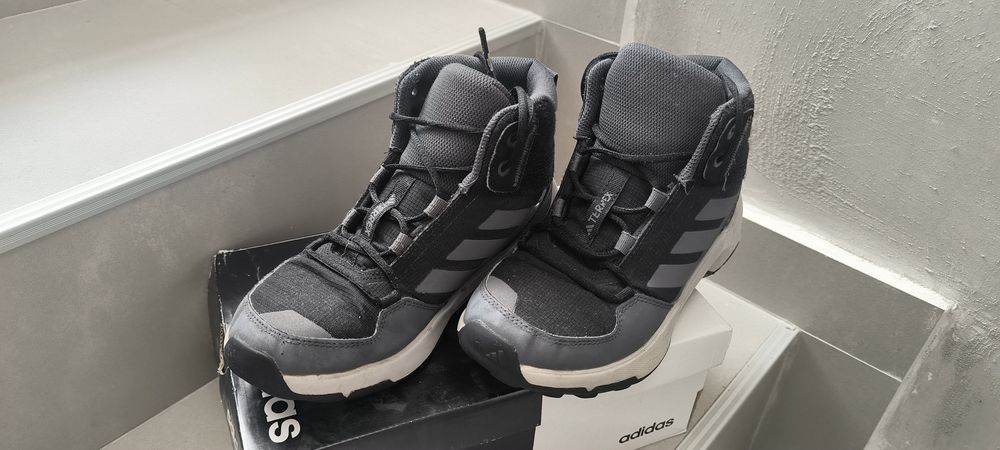 Детски боти Adidas terex
