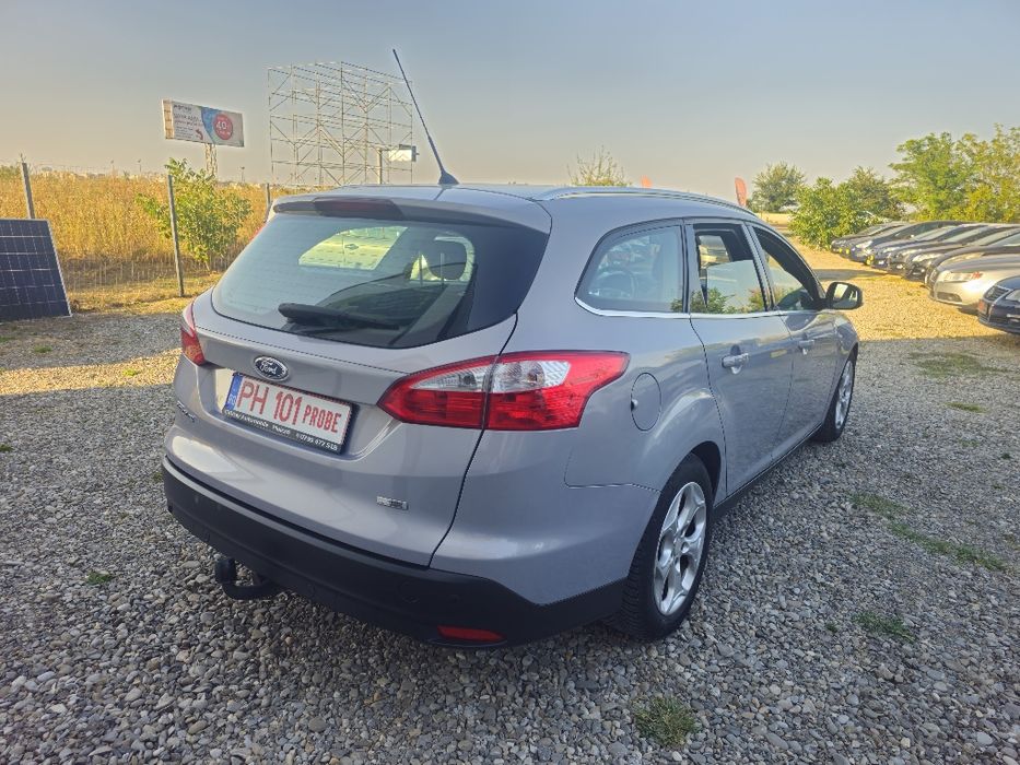 Ford Focus Titanium 2013 1.6d line Assit Side Assit