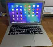 MacBook Air 13” A1466 8Gb RAM, macOS Sequoia, stare perfecta, la cutie