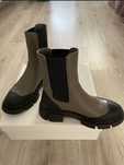 Ghete piele produse in Italia