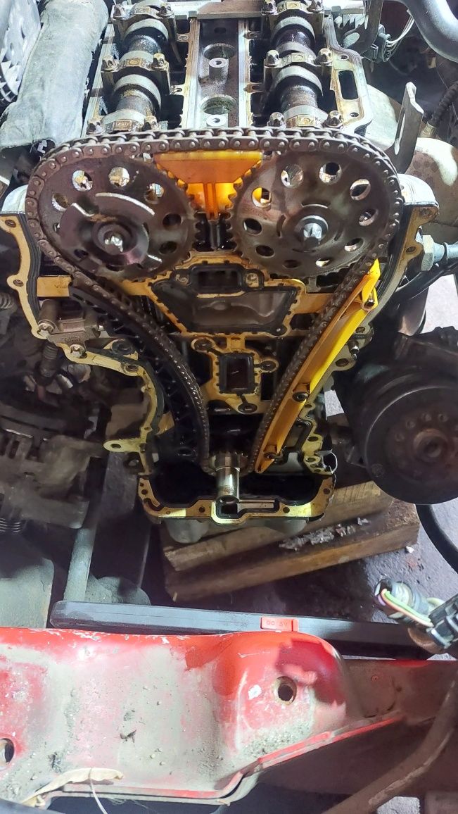 Mecanic auto pe traseu sau domiciliu