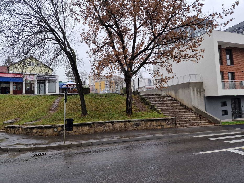 Spațiu comercial de închiriat