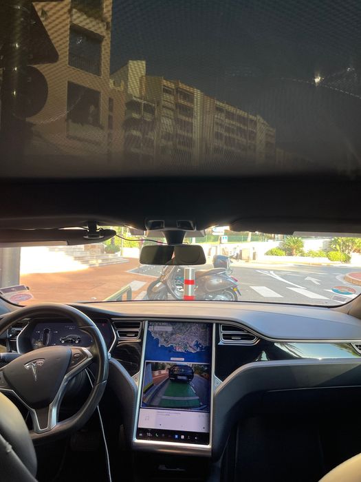 Vand  Tesla  an 2018