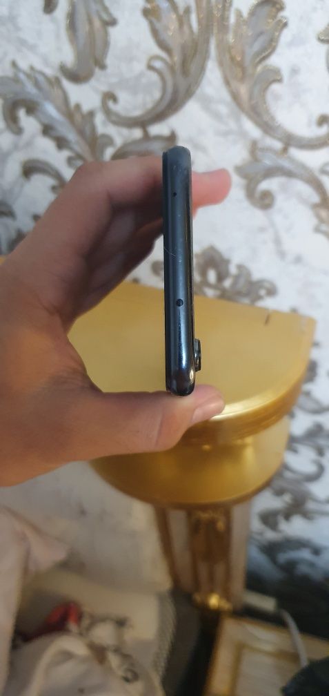 Redmi note 8 Srochno sotiladi